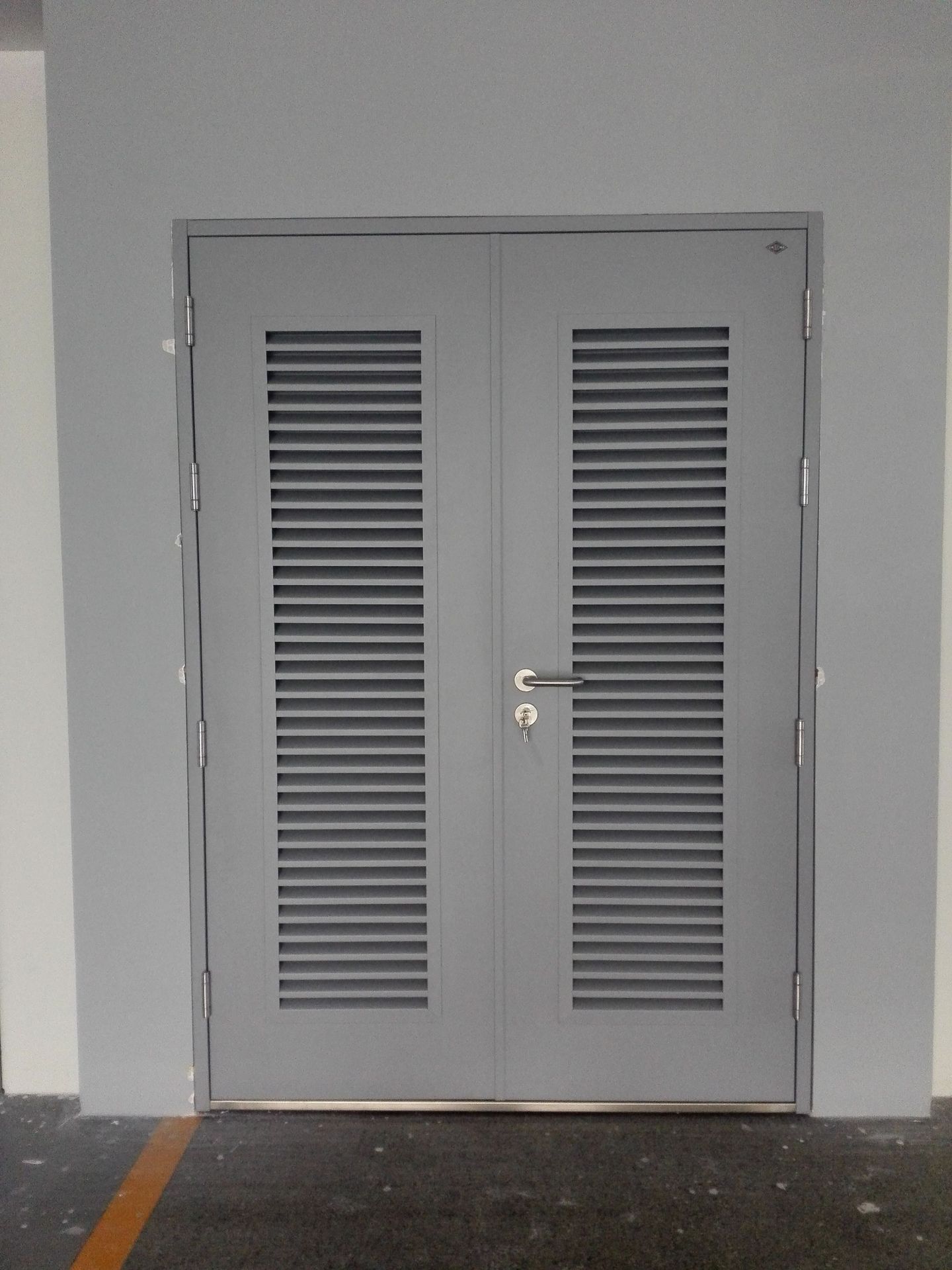 防潮门室内门木质门百叶门木质门加工设备房门