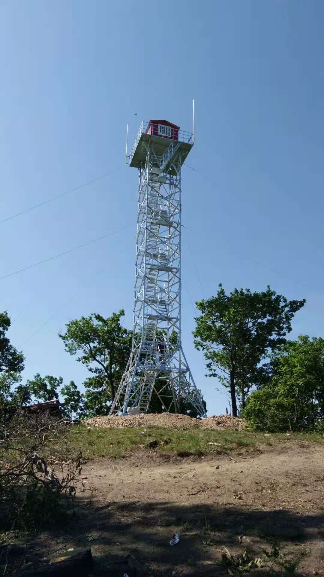草原防火钢结构瞭望铁塔化工油田监控塔公园装饰瞭望塔瞭望台