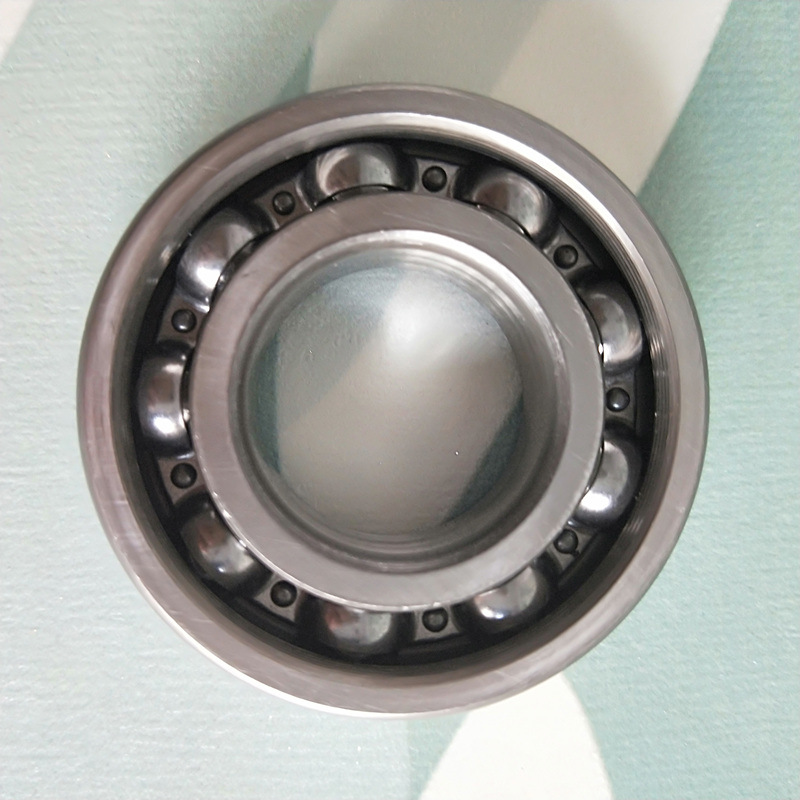 东风eq1118ga/eq2102/eq1141/eq5118变速箱导向轴承飞轮轴承60205