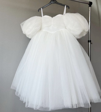 女童奶白吊带公主裙走秀礼服长款生日宴会拍照摄影造型婚礼婚纱