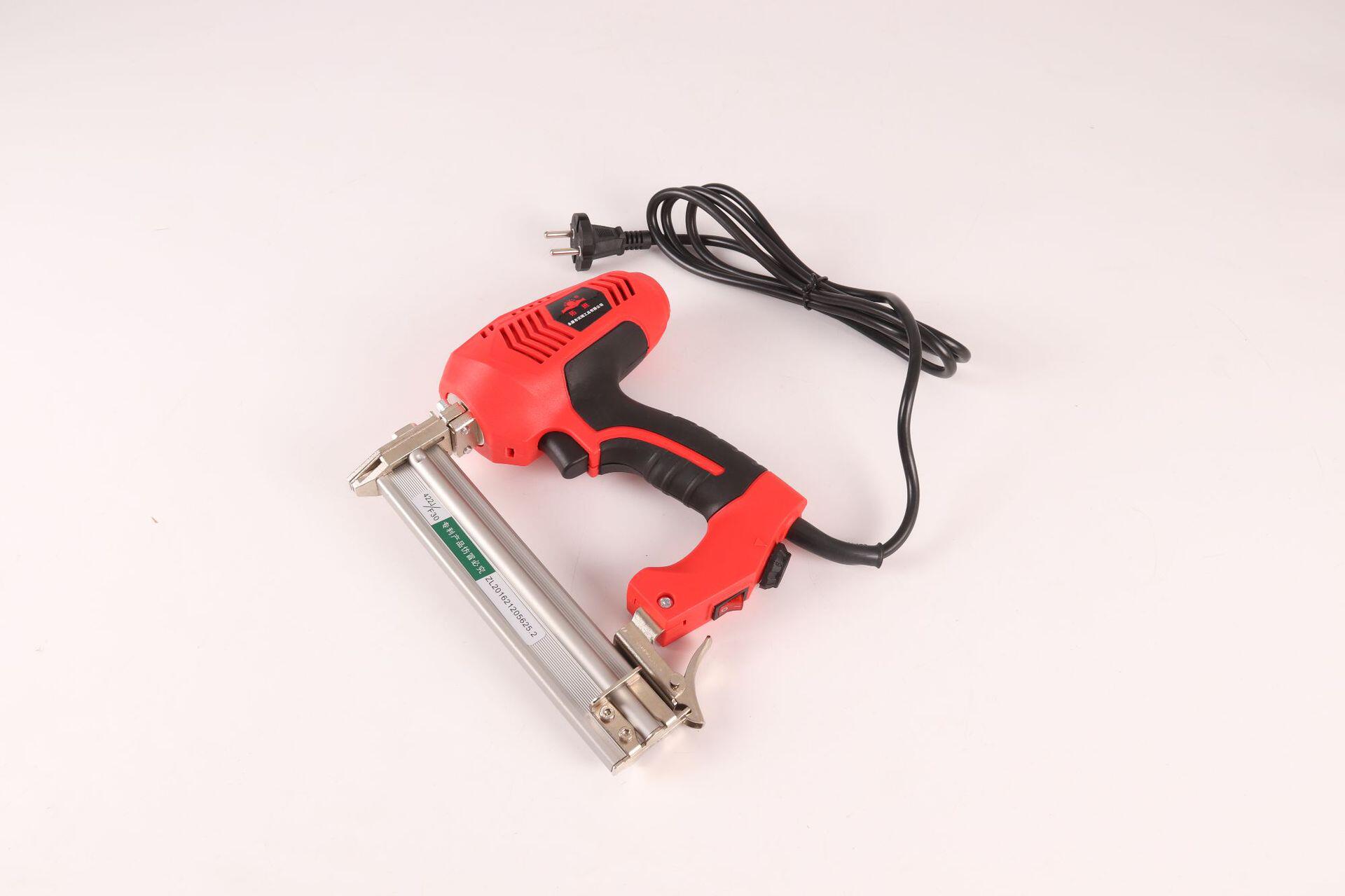 电动打钉枪射钉枪 工业家装直钉打钉枪码钉枪 插电式木工码钉枪