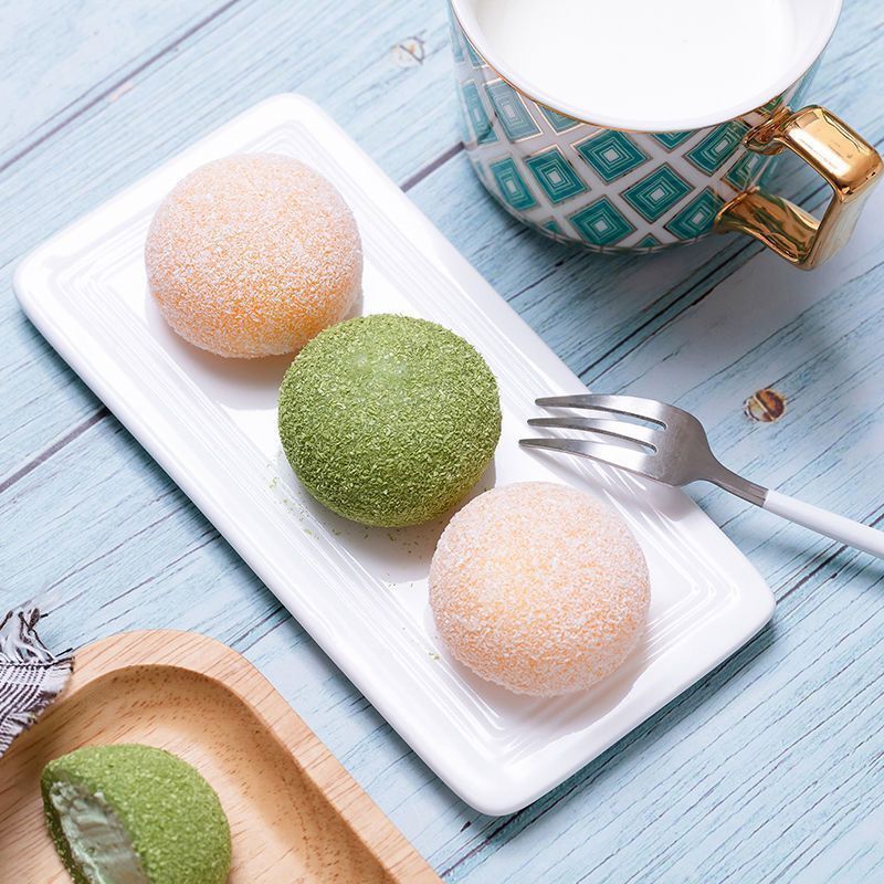 雪媚娘椰蓉大福甜品糯米滋团子冰淇淋网红食品奶油夹心