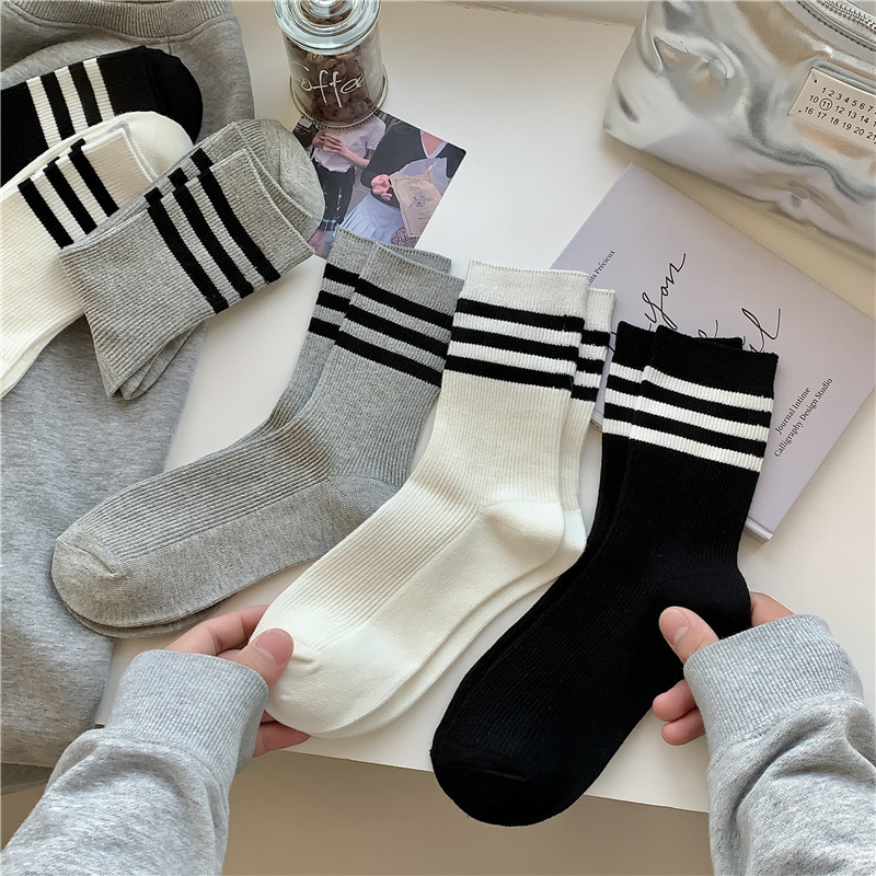 袜子女三杠条纹中筒袜ins潮日系学院风少女学生袜棉袜黑白灰运动