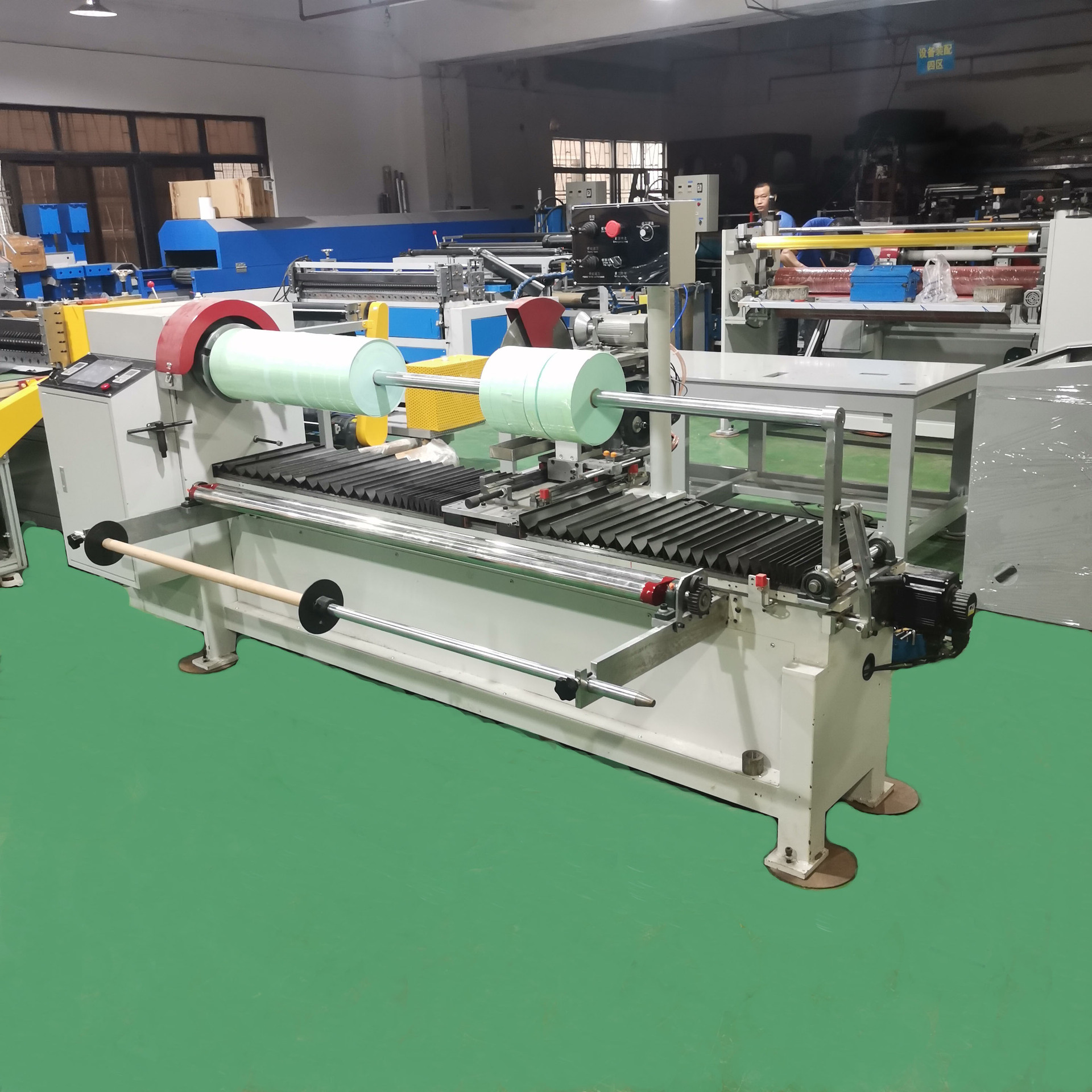 广东胶带切割机自动裁切机电脑裁剪机切捆机厂家全自动切卷机