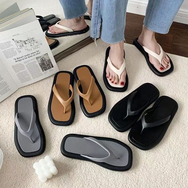 Internet Hot Girlish Flip Flops Women's Shoes Slippers Ins Non-Slip Seaside New Homehold Slippers Women's Outer Wear