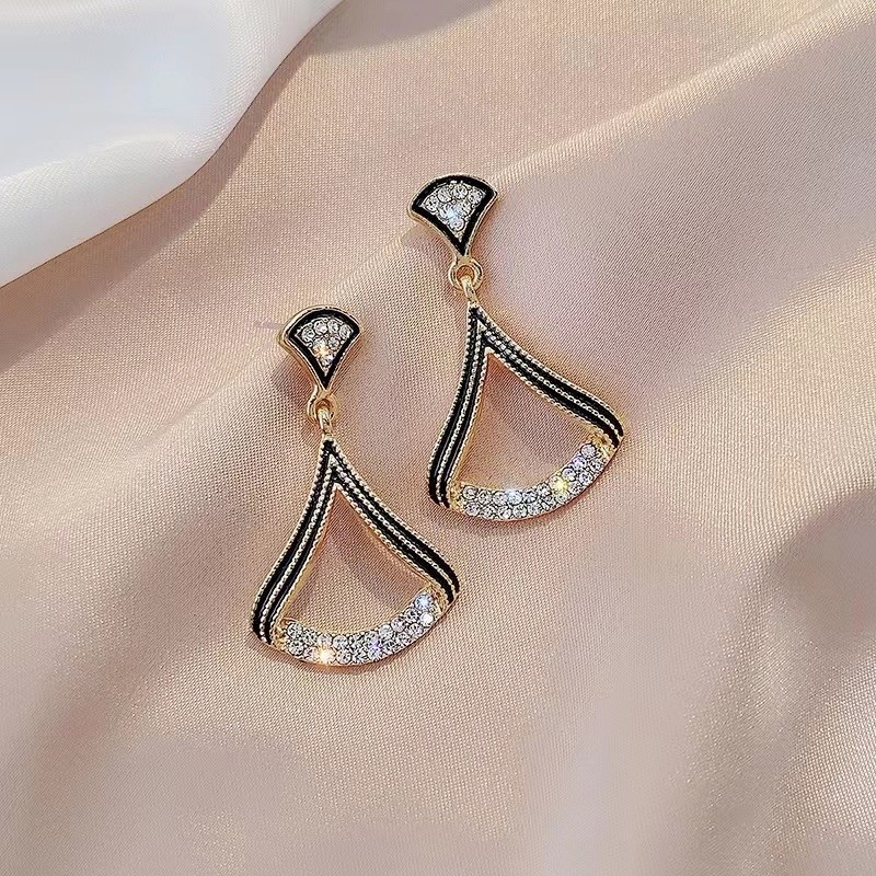 s925银针韩国扇形耳钉2023新款潮复古气质简约冷淡风网红耳饰耳环