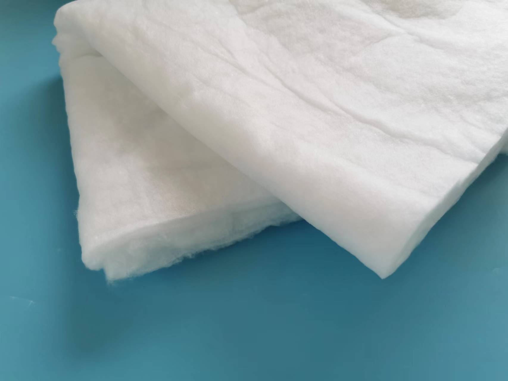 厂家供应天空棉服装棉被保温材料加工棉被被芯内胆棉夹棉填充棉絮