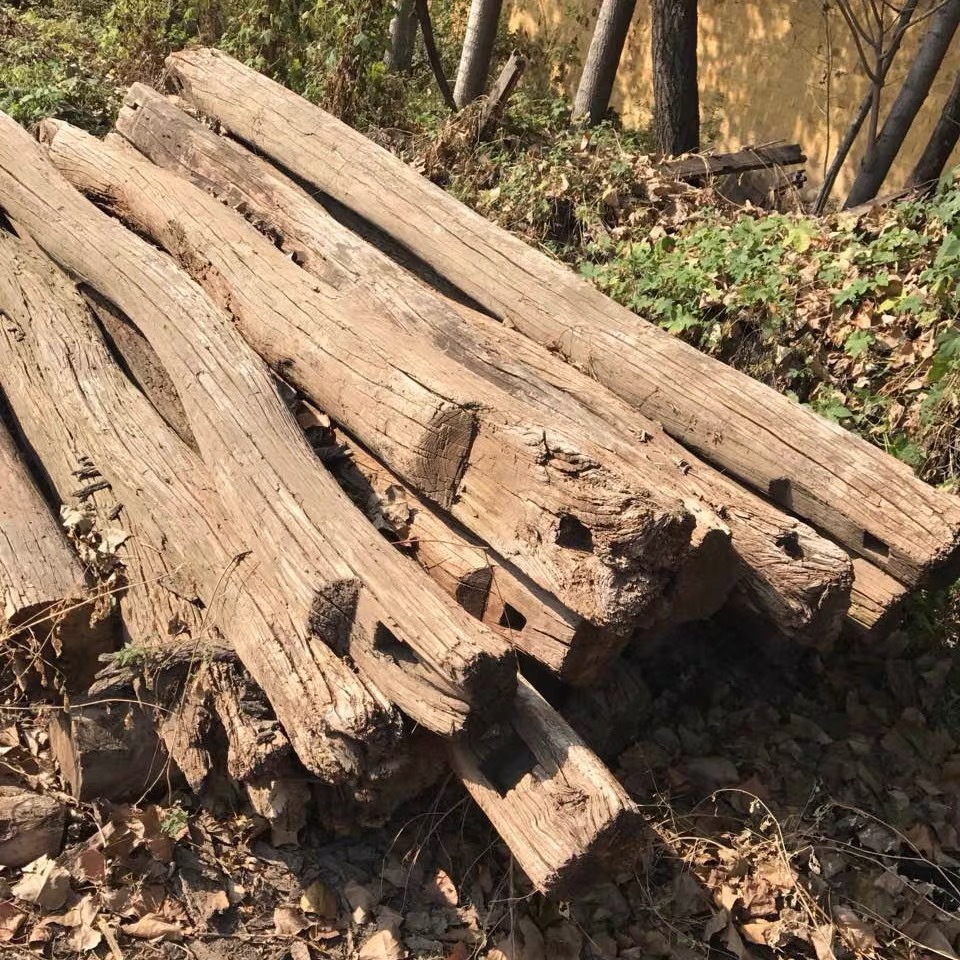 老榆木圆木柱子复古怀旧装修建筑老房梁檩条风化老梁原木立柱木方