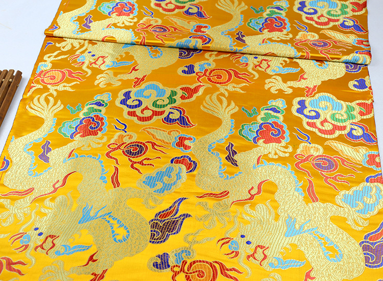 高档织锦缎 藏式绸缎贡缎仿云锦布料 范冰冰龙袍旗袍礼服 面料