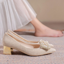 主婚纱婚鞋2023年新款新娘鞋金色高跟鞋不累脚少女粗跟伴娘水晶鞋