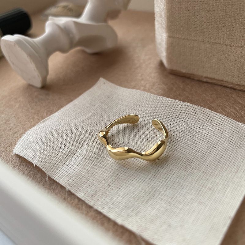 波浪戒指女轻奢小众设计感海浪指环时尚简约可调节素圈食指戒夏