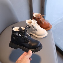 2021冬季新款儿童英伦短靴男童时尚加绒马丁靴女童侧拉链软底棉靴