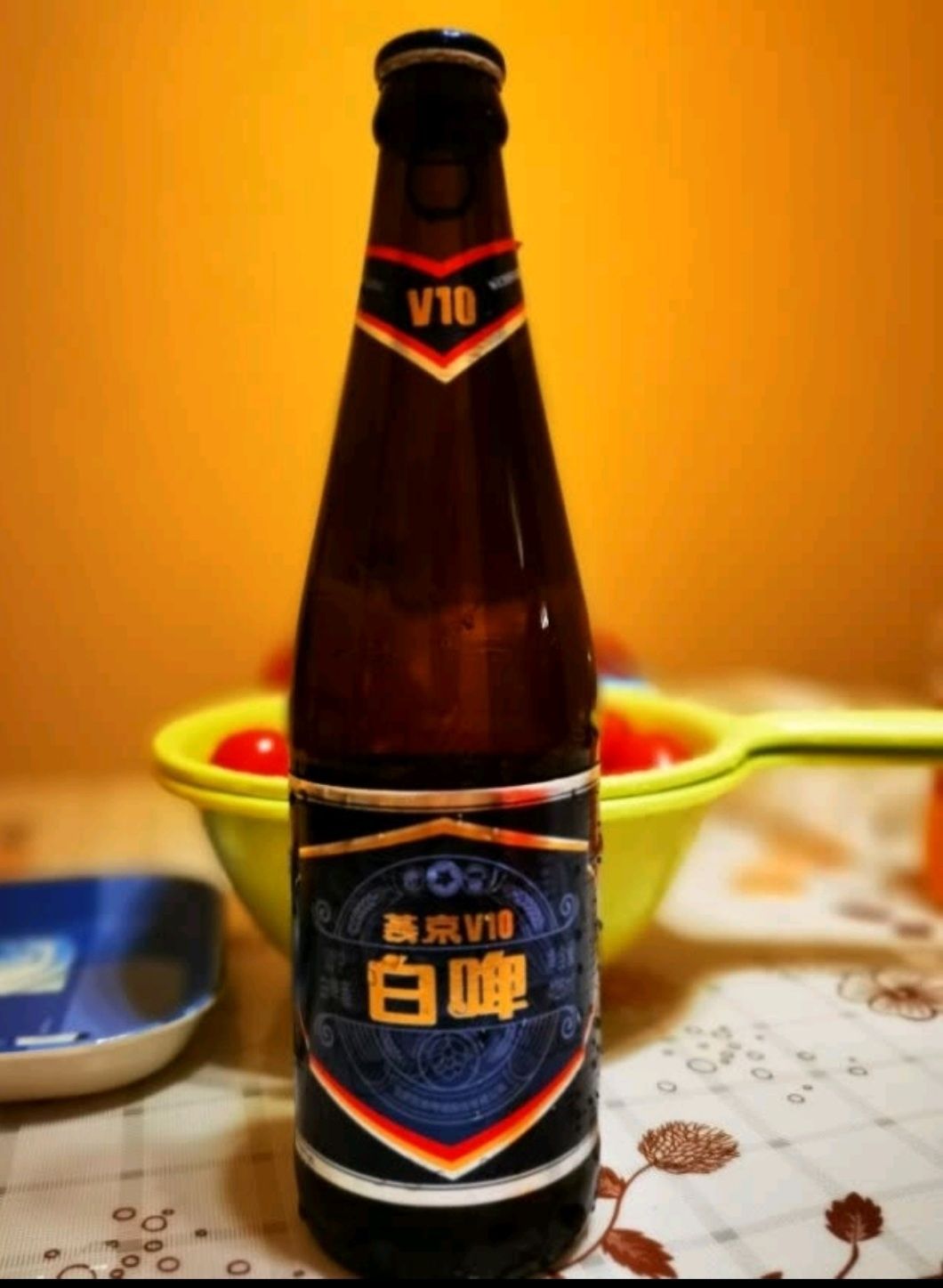 《热卖新日期现货包邮》燕京精酿白啤 v10 426ml*12瓶整箱装