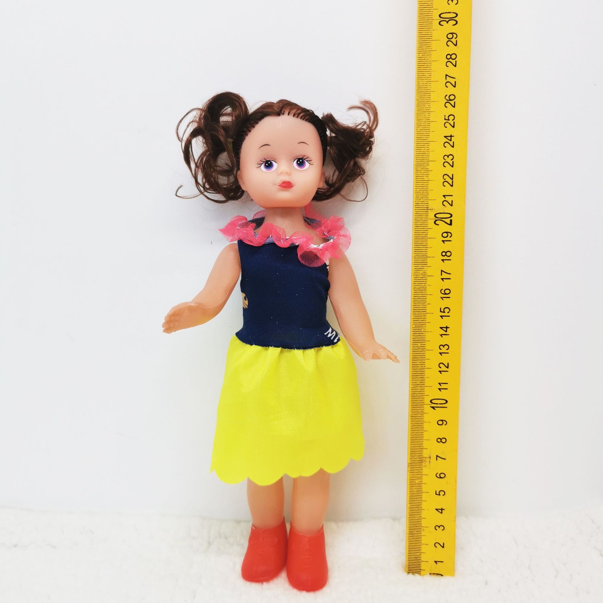 仿真婴儿洋娃娃塑胶公仔玩偶跨境货源发声音乐娃娃女孩玩具批发