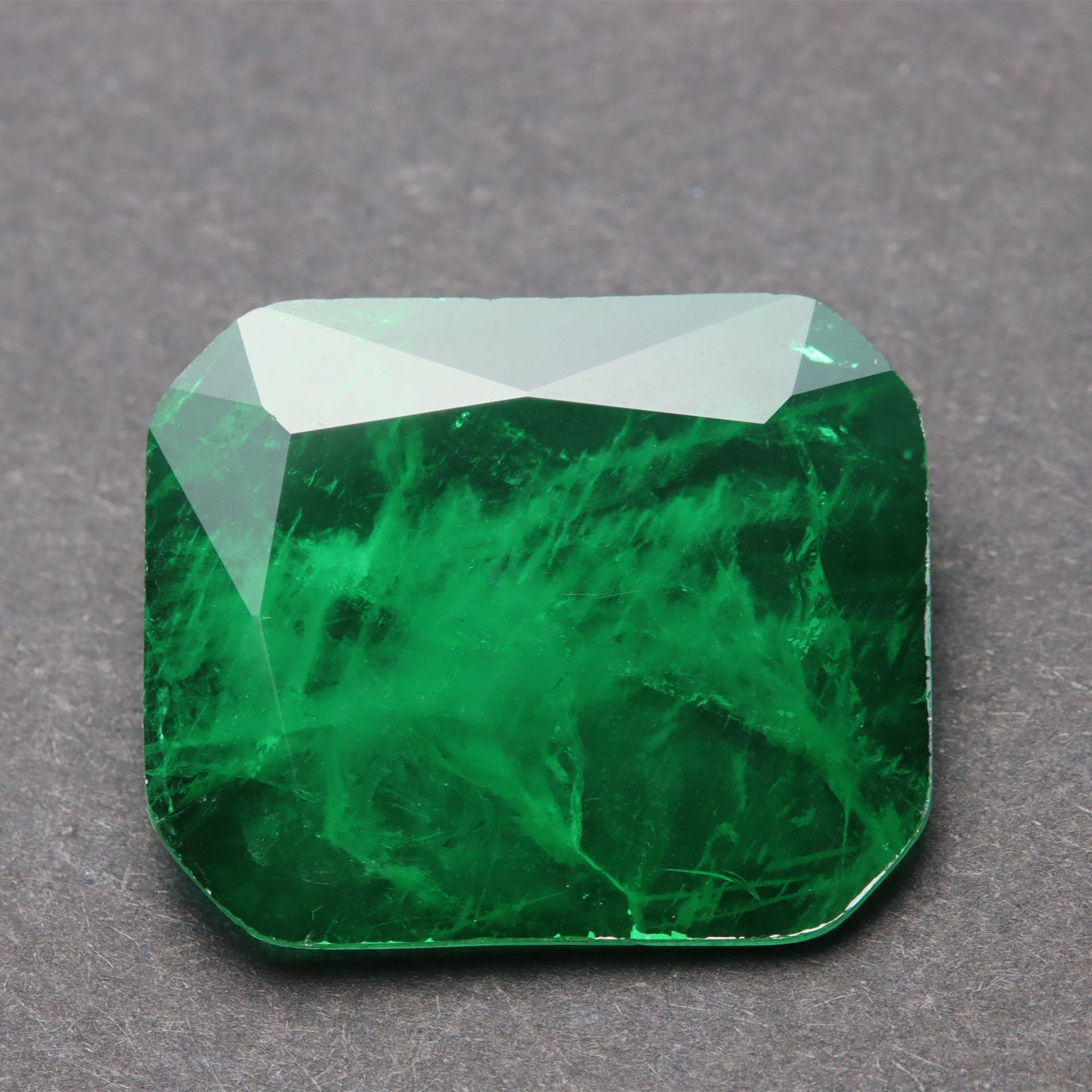 长方倒角合成彩宝裸石 绿色仿天然宝石 水晶玻璃拼接彩宝 锆石批