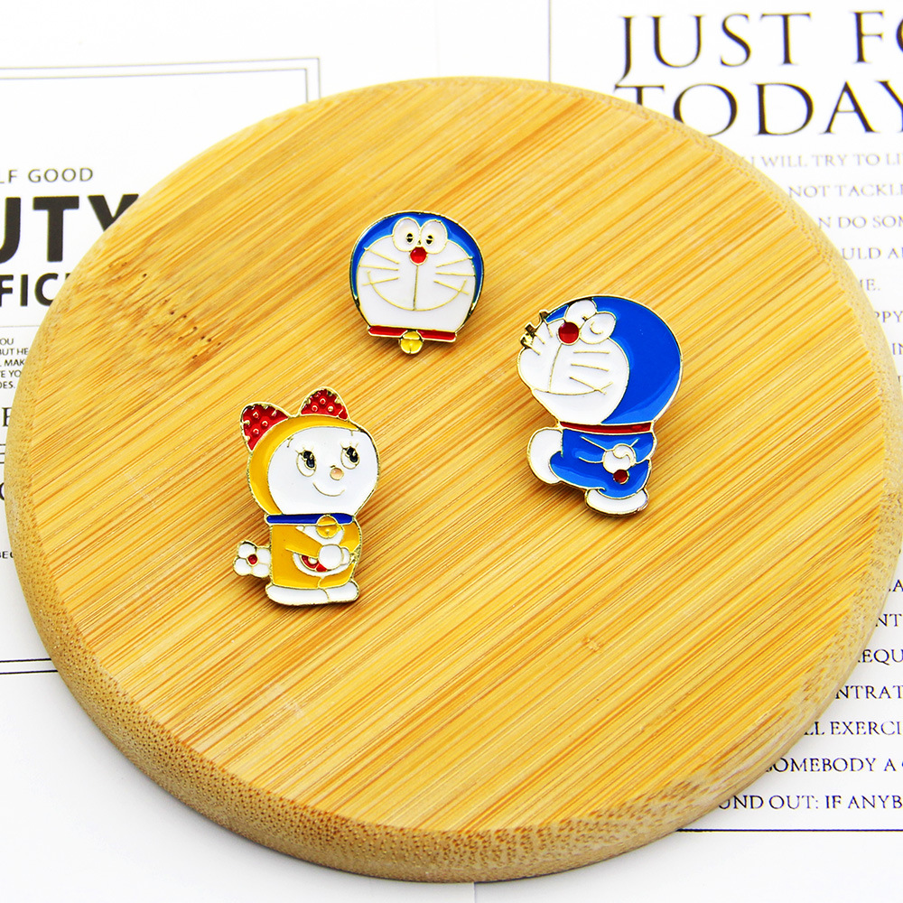 哆啦a梦机器猫叮当猫金属胸针 日系可爱卡通动漫趣味包包徽章别针