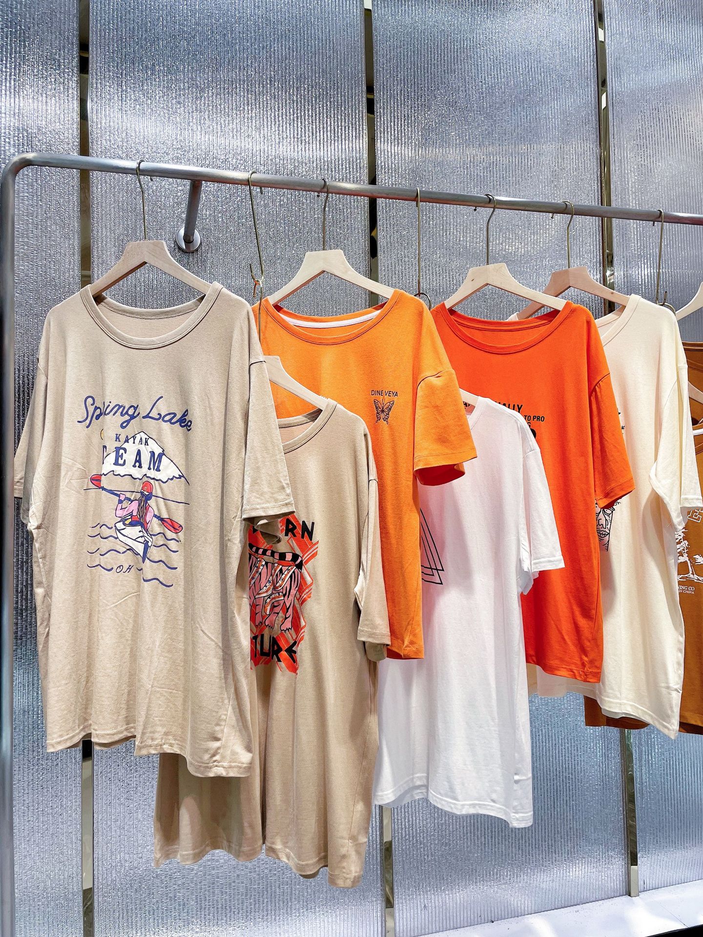 品牌折扣女装尾货批发夏季t恤库存清仓外贸尾单女装正品直播货源