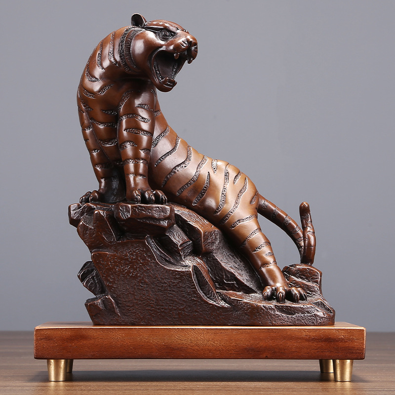 紫铜上山虎摆件生肖虎寅虎纯铜老虎客厅书房办公室柜台摆设工艺品