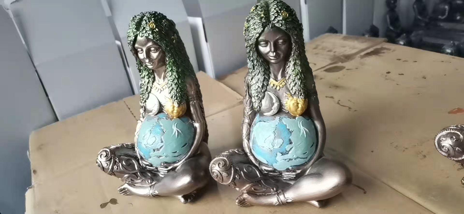 新款大地女神地球母亲盖亚女神摆件地球母亲雕像树脂摆件