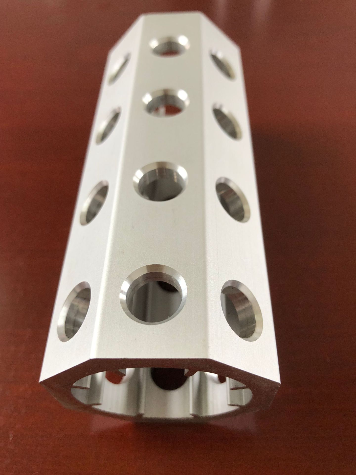 铝业有限公司7年信元品牌专业挤压生产工业流水线铝型材铝制品深加工