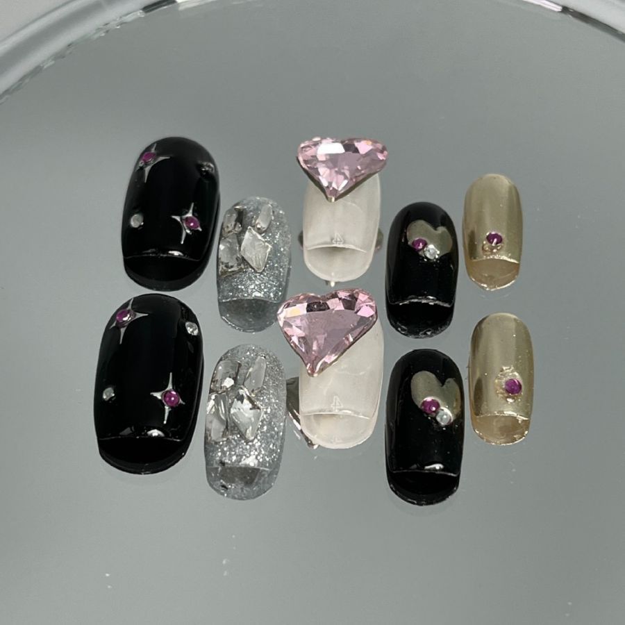 Internet Celebrity Nail Art Handmade Wear Nail Gothic Love Diamond Fake Nails Niche Temperament Nail Tip Wholesale