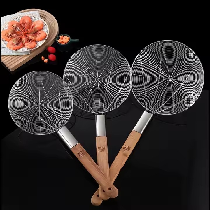 stainless steel wooden handle line drain strainer filter screen domestic hot pot dumpling strainer spoon kitchen drain fried filter screen strainer