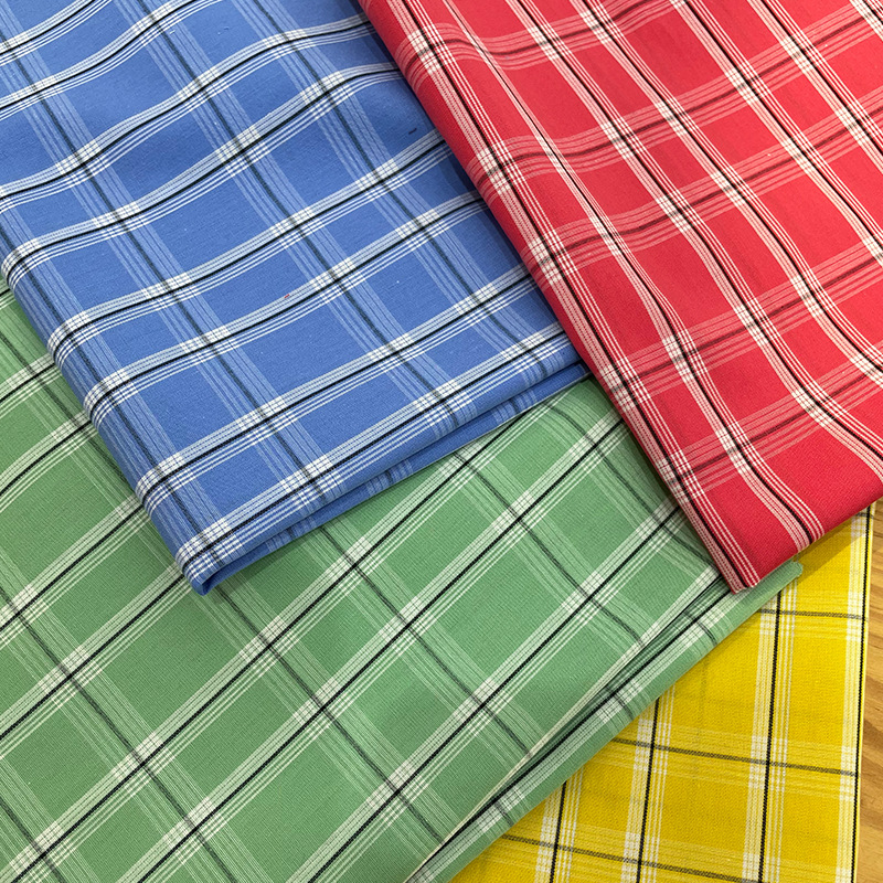 现货色织格纹布料 春夏小清新全棉格子衬衫面料 连衣裙裤装面料