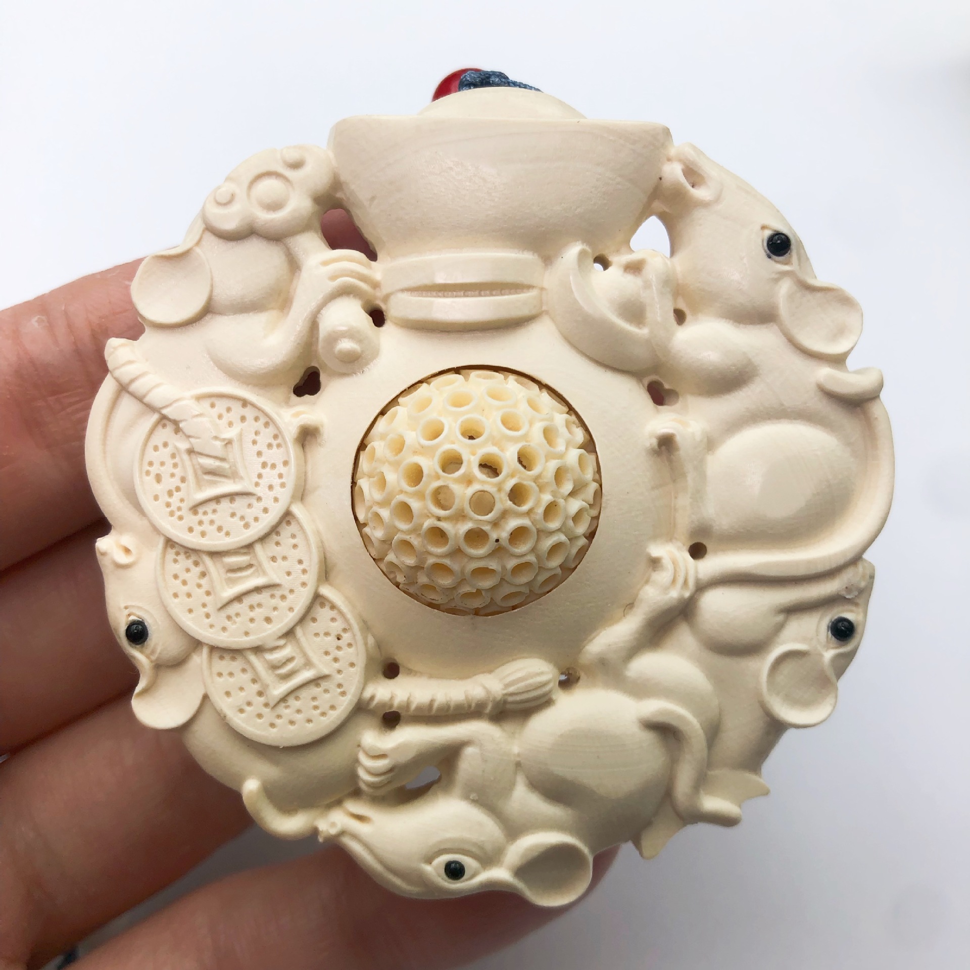 唐龙猛犸 猛犸吊坠 猛犸镂空吊坠 猛犸牙雕刻玲珑球镂空吊坠