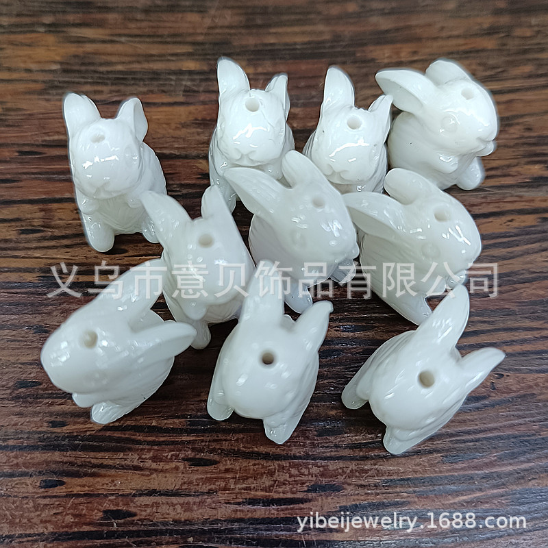 Three-Dimensional Rabbit Pink Pressure Scattered Beads 16mm Personalized DIY Pendant Clothing Technology Bracelet Necklace Pendant Accessories