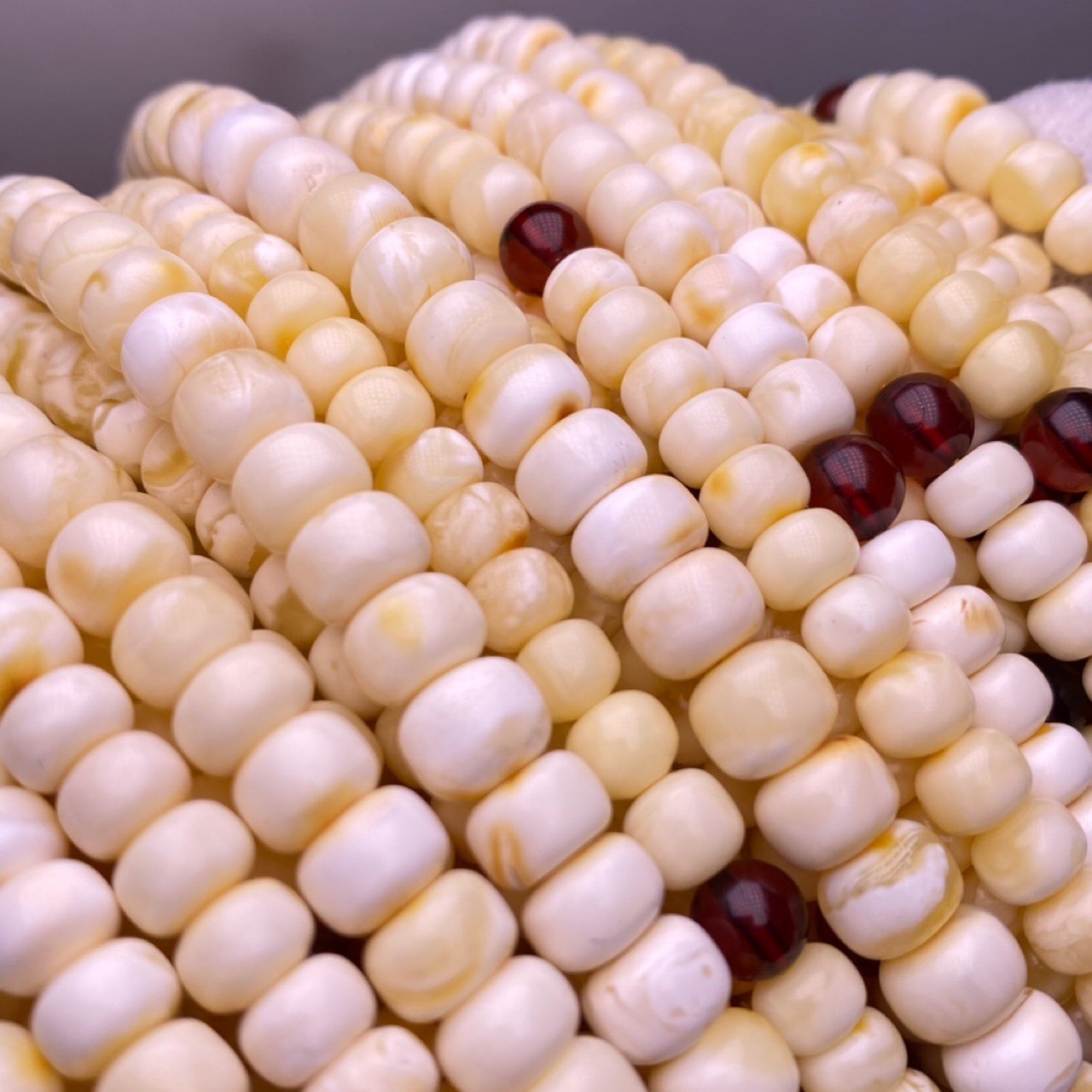 厂家直营原矿俄罗斯蜜蜡 骨瓷白 白花蜡 老型珠108蜜蜡佛珠