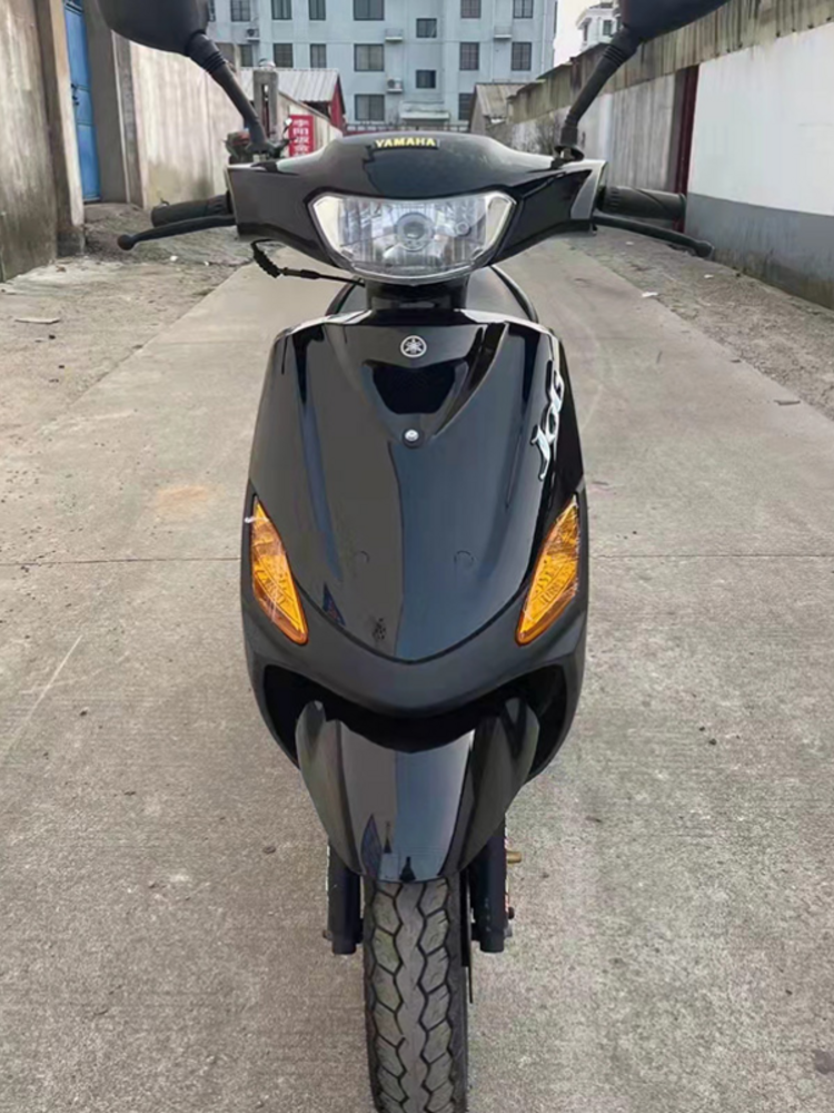 二手雅马哈款巧格摩托车100cc福喜125鬼火燃油代步踏板女士整车
