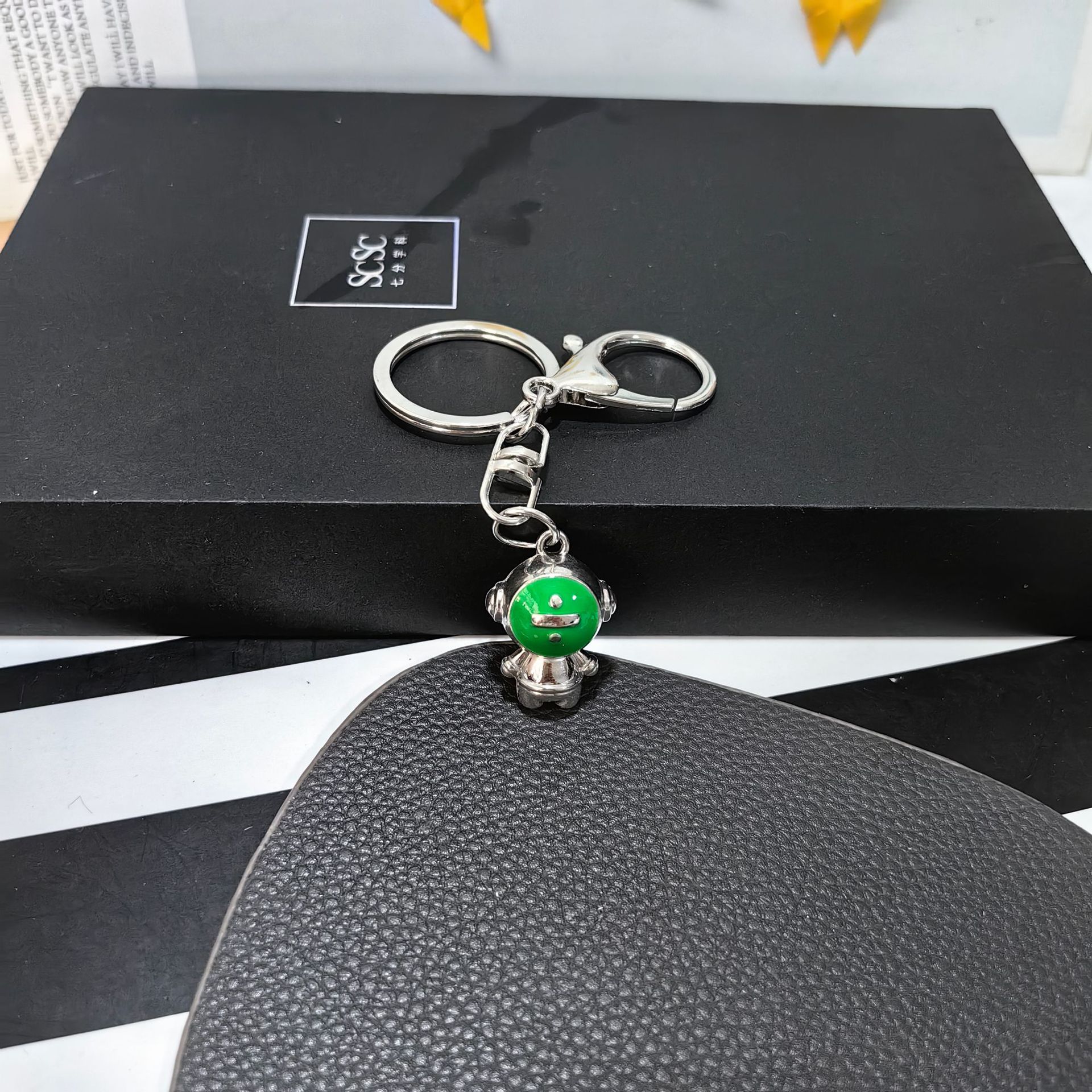 Cross-Border New Addition and Subtraction Spaceman Keychain Online Celebrity Astronaut Cartoon Cute Key Chain Hanging Jewelry