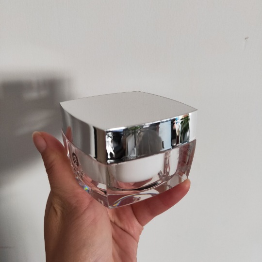 化妆品包材 50g四方形亚克力膏霜瓶 电镀亮银盖子,透明瓶身-阿里巴巴