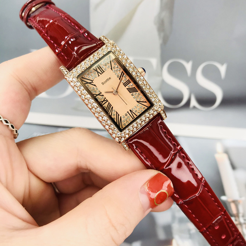 诗高迪长方形满天星镶钻手表女士真皮抖音直播爆款高档精致女表