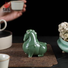 汝窑陶瓷茶宠茶具摆件开片茶玩创意精品可养办公室盖置茶道小摆件