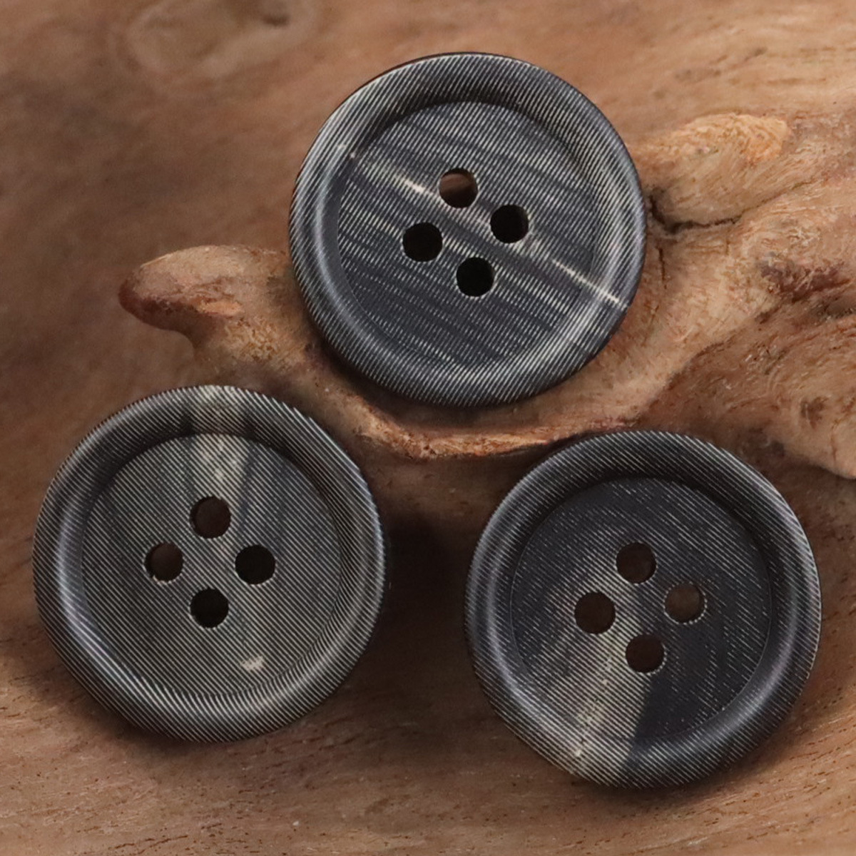 sojo 渐变线条纹国风中山装汉服牛角纽扣复古皮衣大衣黑灰色扣子