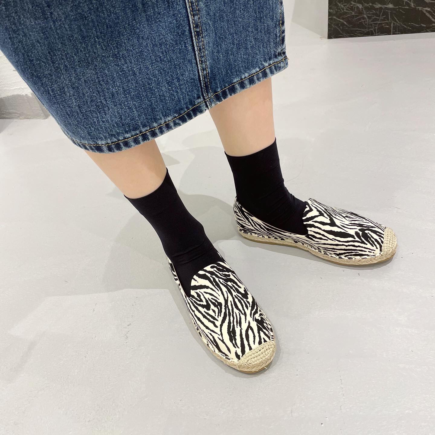 豹纹渔夫鞋女2021秋季新款草编圆头平底套脚单鞋懒人一脚蹬乐福鞋