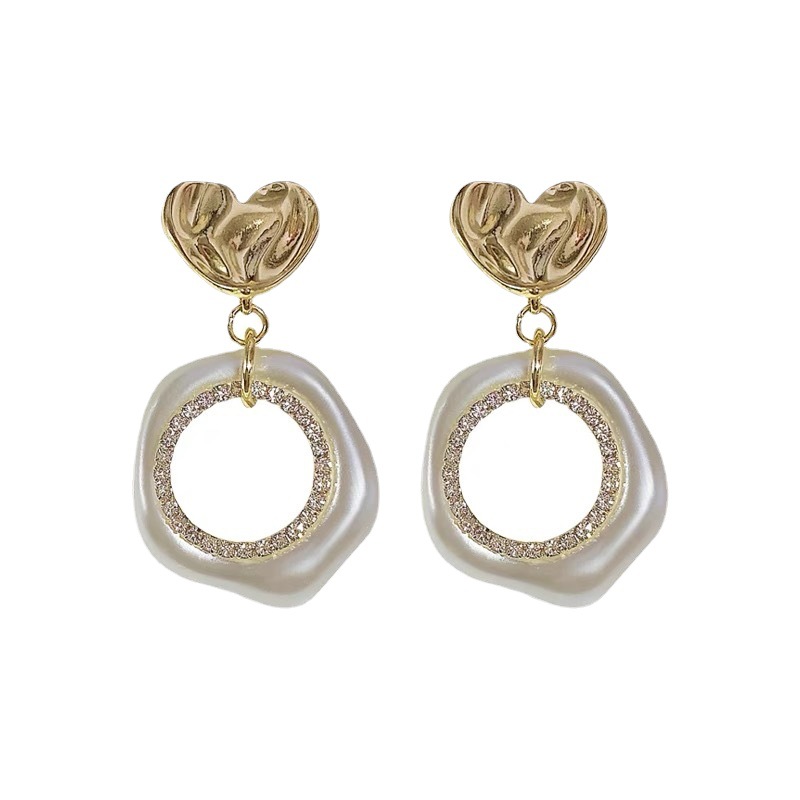 Internet Celebrity Milky White Earrings for Women Special-Interest Design High-Grade Earrings New South Korea Light Luxury Temperament Earrings Wholesale