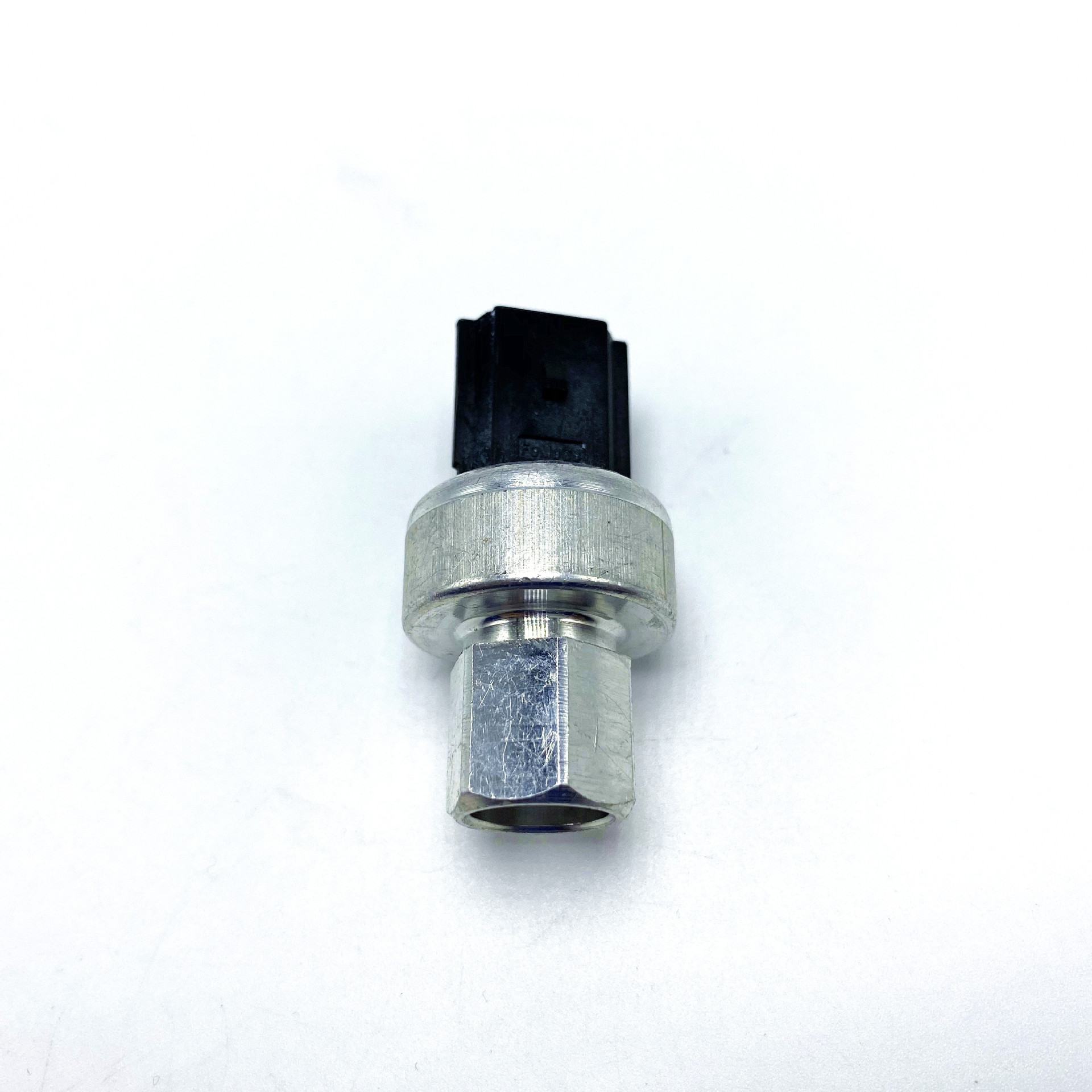 汽车空调压力开关适用于福特5281b027m vpbl3h19d594aa