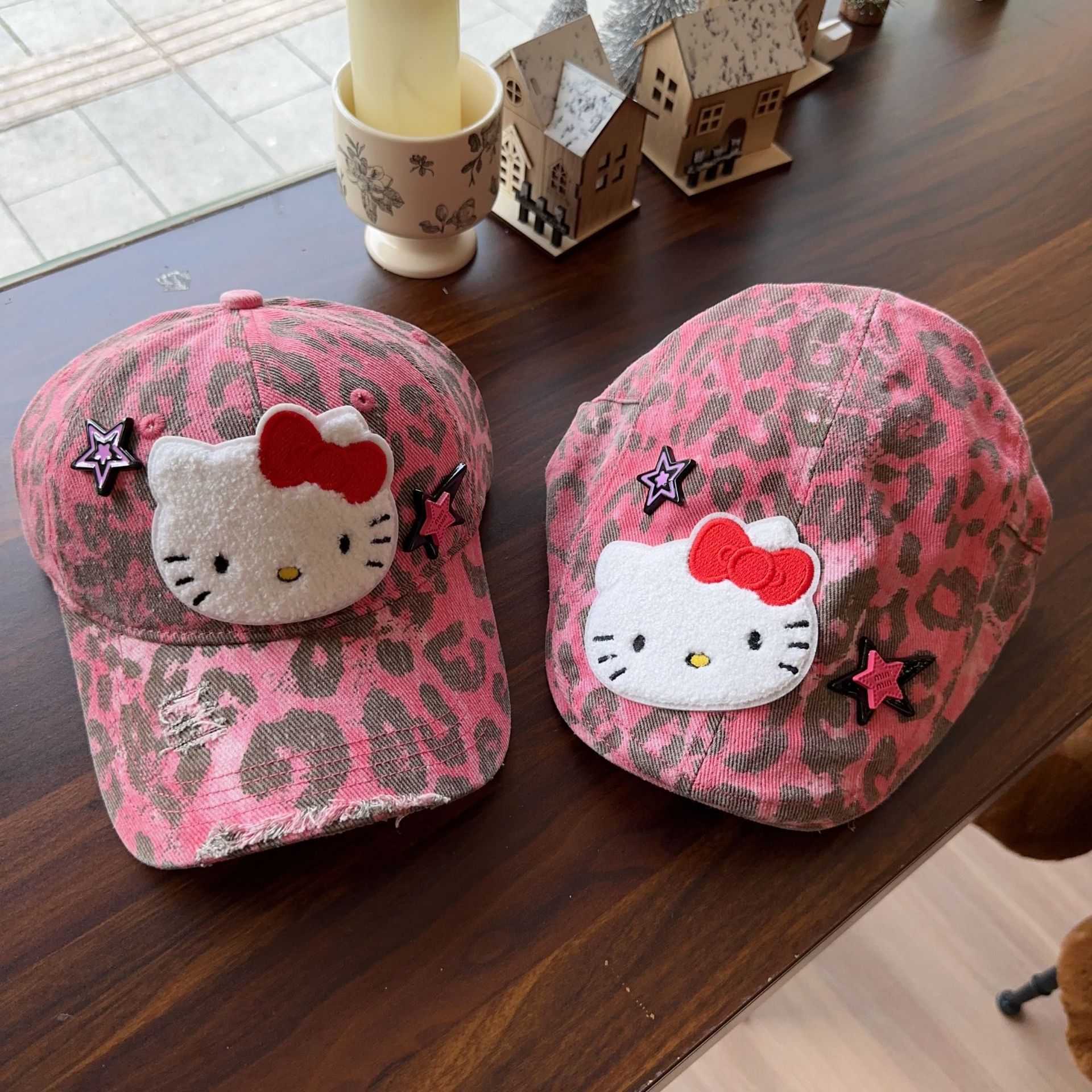 重工粉色豹纹kitty卡通棒球帽女春秋个性y2k大帽檐遮阳防晒前进帽