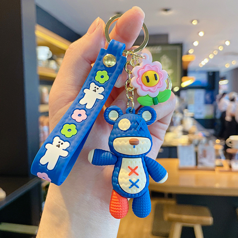 Fashion Cartoon Cool Bear Keychain Cute Couple Key Chain Boys Cars and Bags Pendant Wholesale