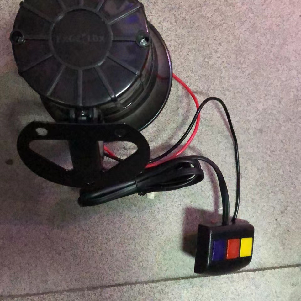 12v车载三音警迪喇叭3音扩音器电动车摩托车多音超响喇叭30w改装