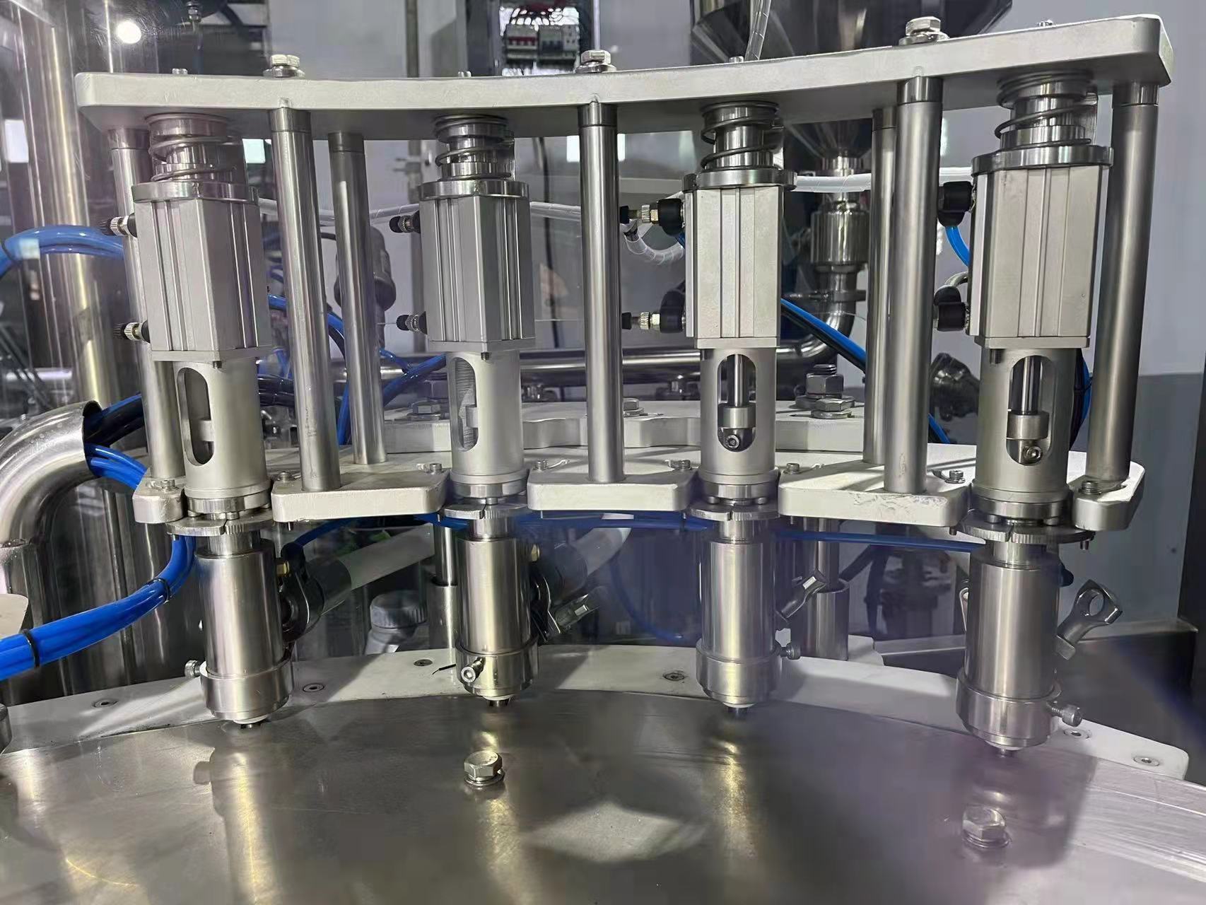 全自动自立袋灌装旋盖机果泥果酱果汁酵素自立袋吸嘴袋灌装旋盖机