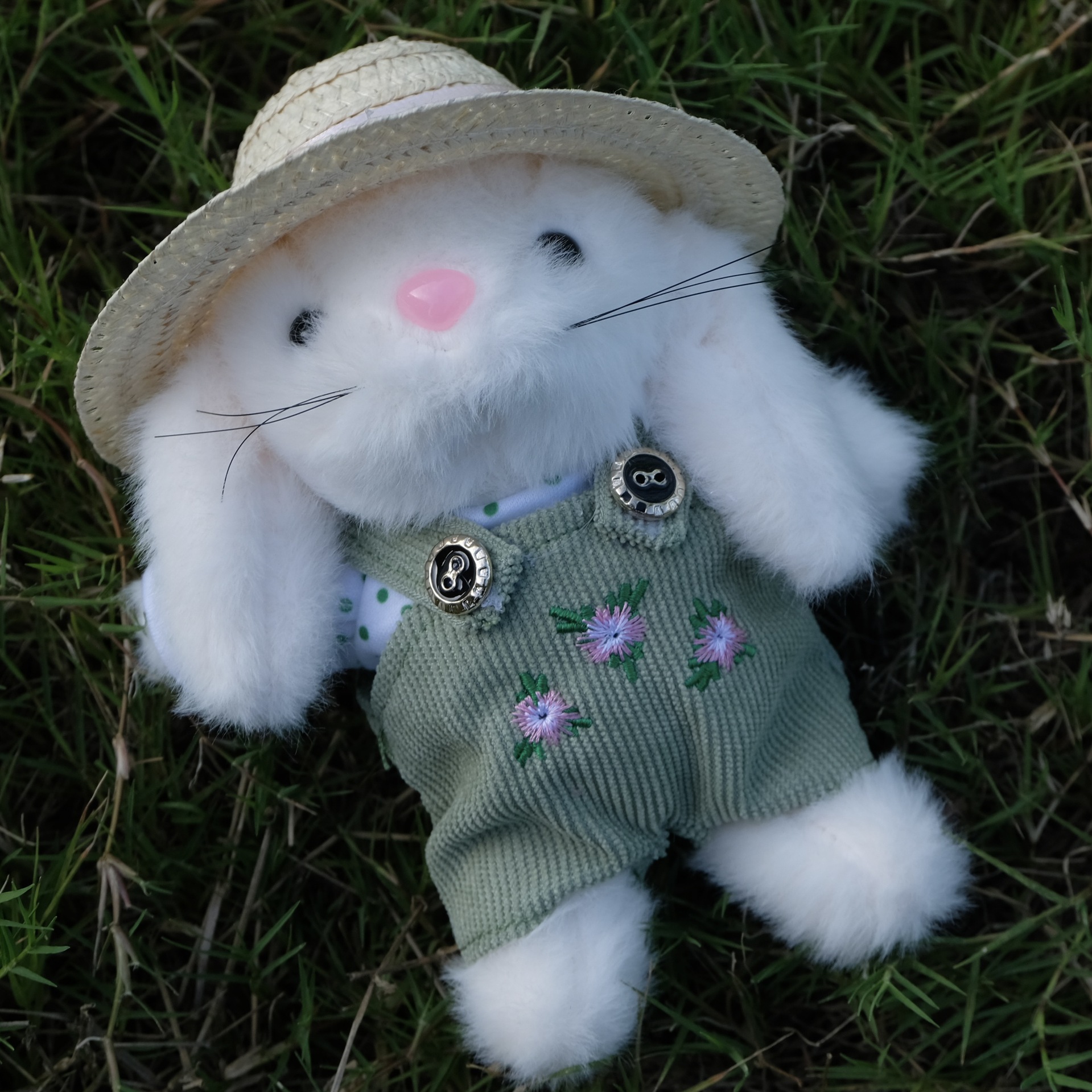 小红书爆款可爱泰迪小兔子14cm兔子园丁网红玩具女生节日礼物成品