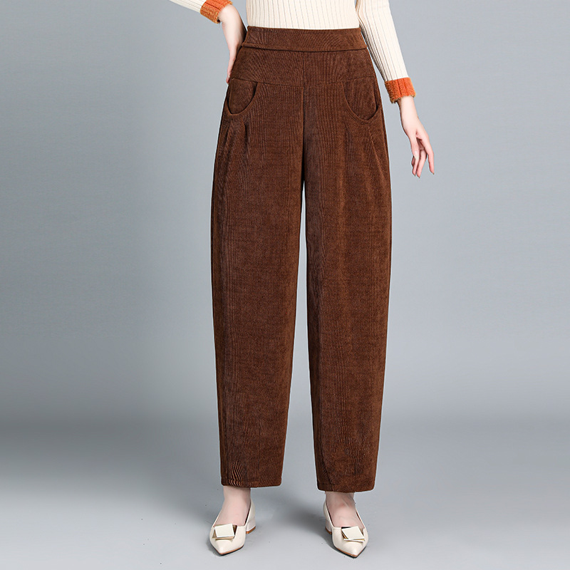 中年妈妈灯芯绒裤子女秋冬季外穿哈伦裤中老年女裤宽松条绒萝卜裤