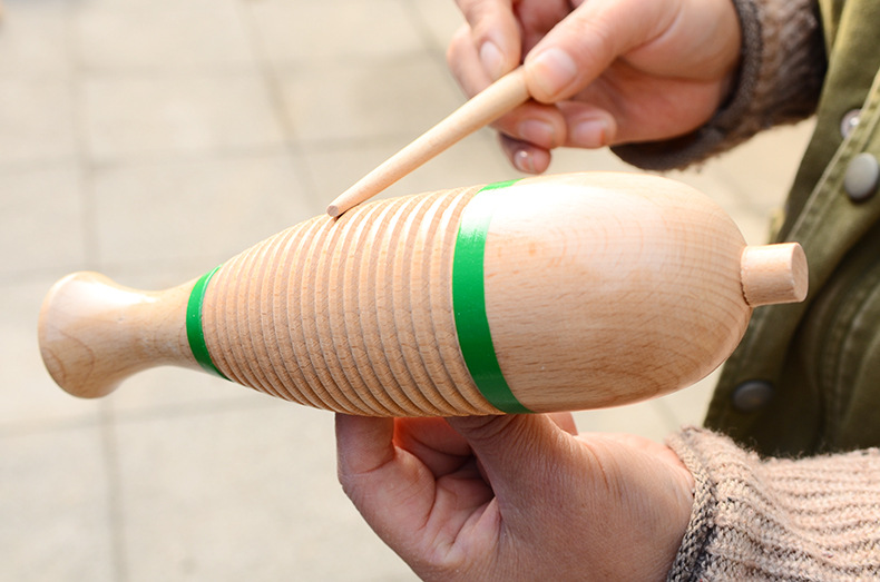 奥尔夫打击乐器鱼蛙刮胡儿童玩具蛙鸣筒早教教学鱼蛙木质直蛙筒