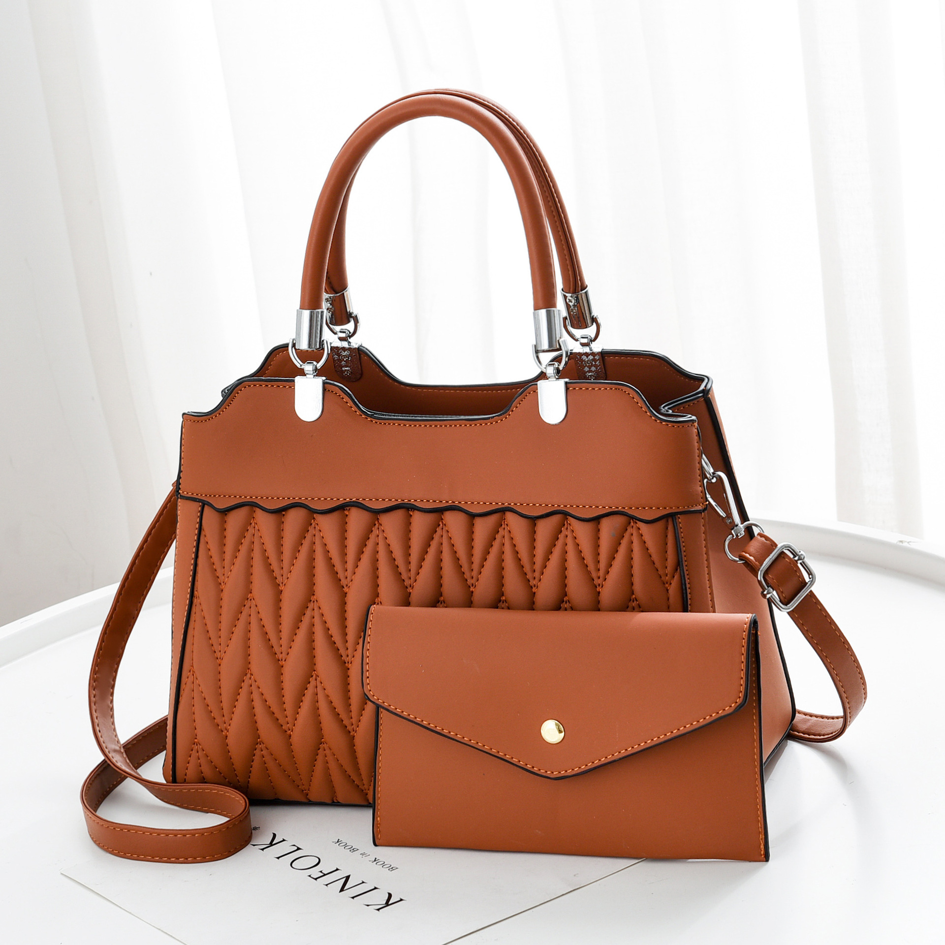 女包2021新款绣线字母时尚子母包单肩斜挎女包时尚手提女士手提包