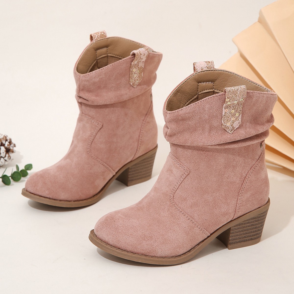 儿童西部牛仔靴2024秋冬新款时尚欧美中大女童褶皱洋气中筒时装靴