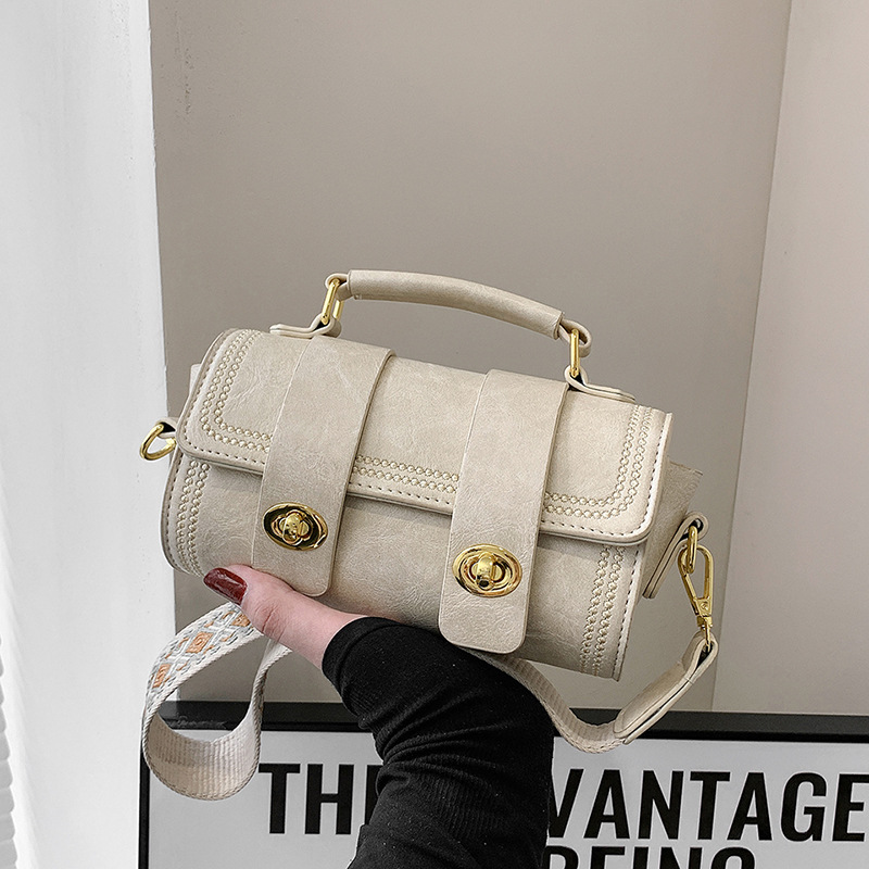 Special-Interest Design Retro Bags Women's 2023 New Women's Bag Cylinder Messenger Bag High Sense Versatile Handheld Shoulder Bag