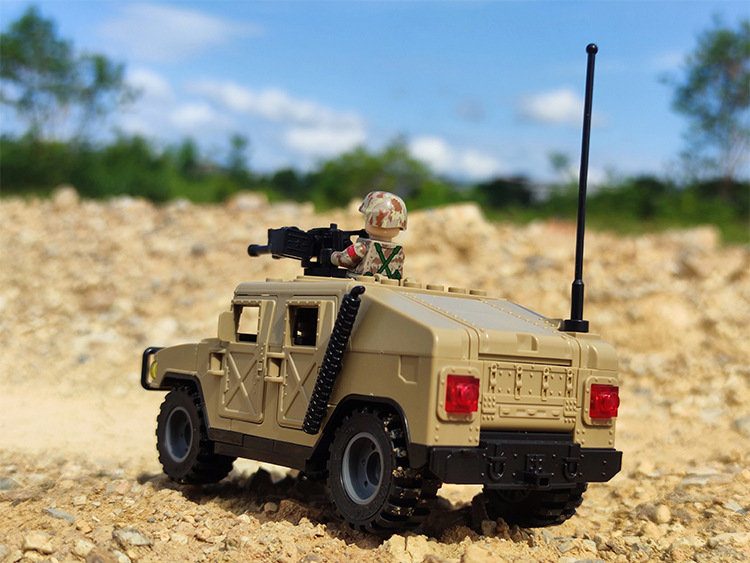 托比狮j773积木军事悍马汽车益智拼装玩具越野车男孩玩具兼容乐高